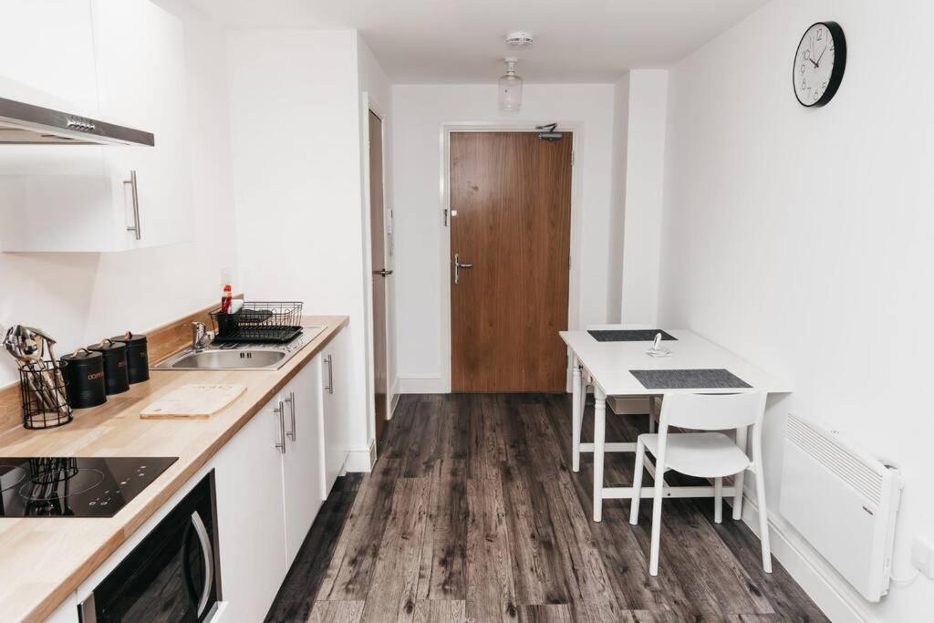 Stunning Modern Heart Of The City Apartment Sheffield Zewnętrze zdjęcie